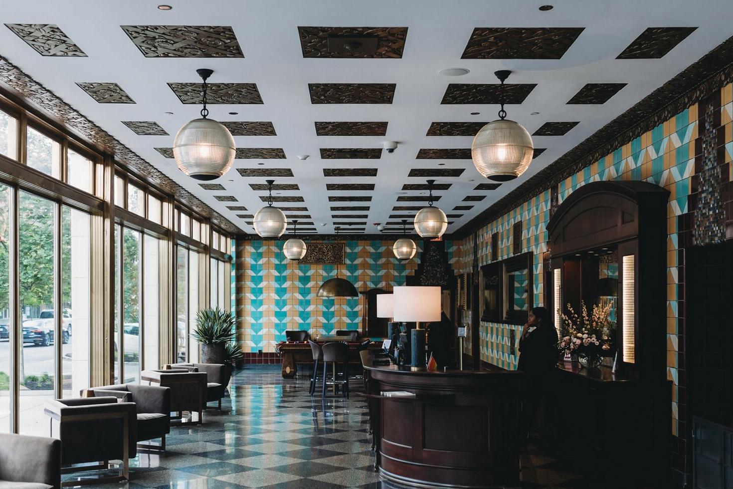 Joyquora Hotel stylish lobby